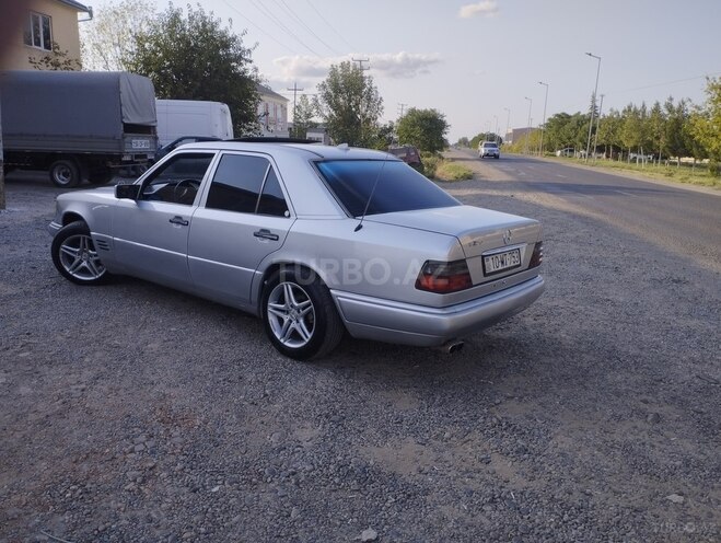 Mercedes E 220 1995, 475,000 km - 2.2 л - Cəlilabad