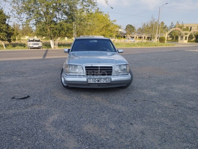 Mercedes E 220 1995, 475,000 km - 2.2 л - Cəlilabad
