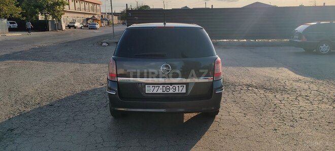 Opel Astra 2010, 2,590,000 km - 1.3 l - Cəlilabad