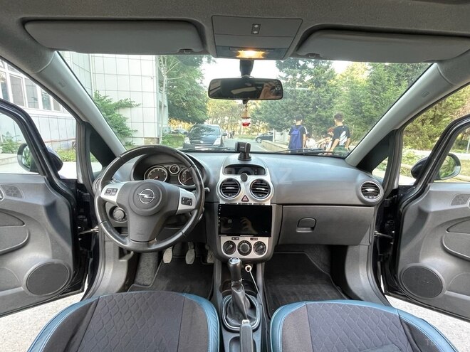 Opel Corsa 2009, 240,000 km - 1.2 l - Bakı