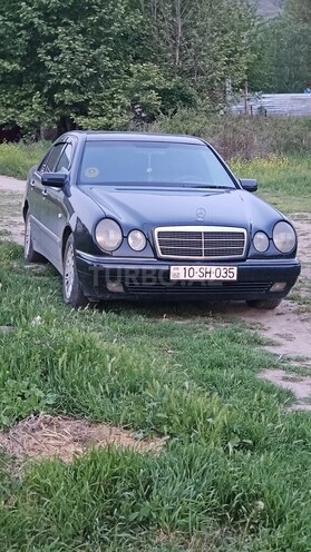 Mercedes E 240 1998, 387,000 km - 2.4 l - Bərdə