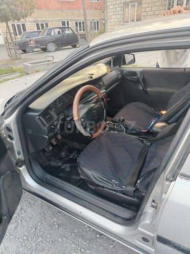 Opel Vectra 1998, 470,000 km - 1.8 l - Zaqatala
