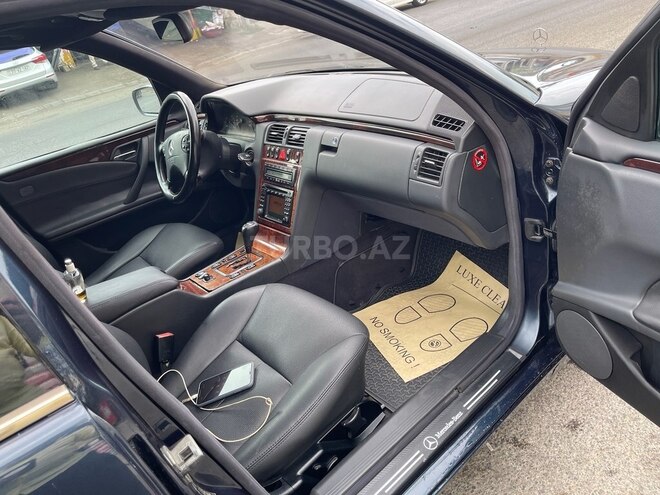 Mercedes E 220 2000, 760,000 km - 2.2 l - Bakı