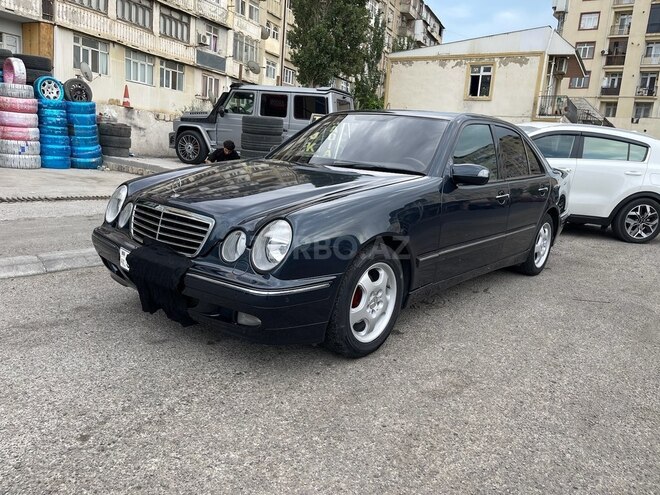 Mercedes E 220 2000, 760,000 km - 2.2 l - Bakı