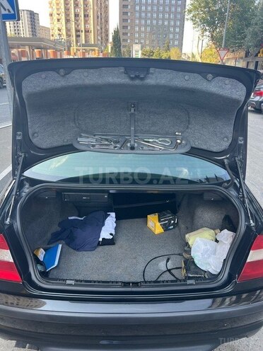 BMW 320 2003, 210,000 km - 2.2 l - Bakı