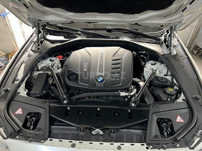 BMW 530-15