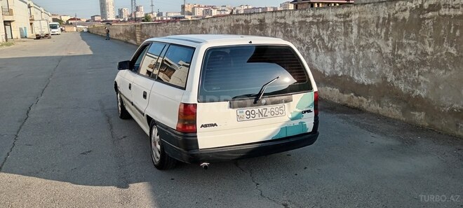 Opel Astra 1994, 450,000 km - 1.6 l - Bakı