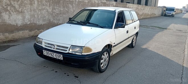 Opel Astra 1994, 450,000 km - 1.6 l - Bakı