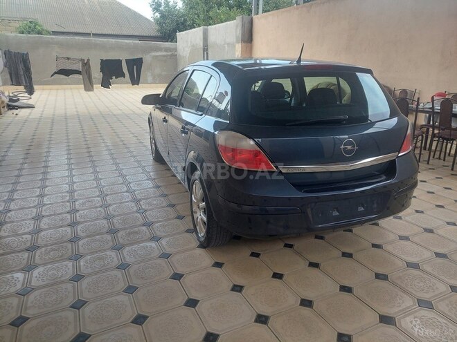 Opel Astra 2006, 288,801 km - 1.4 l - Gəncə