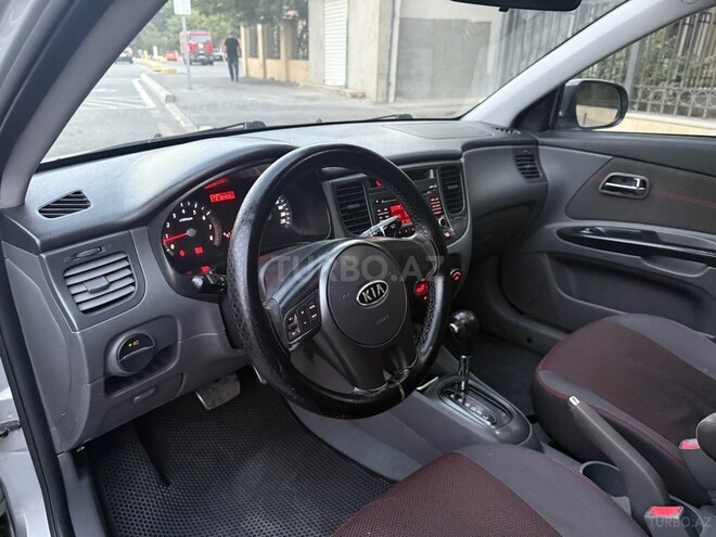 Kia Rio 2010, 216,000 km - 1.4 l - Bakı