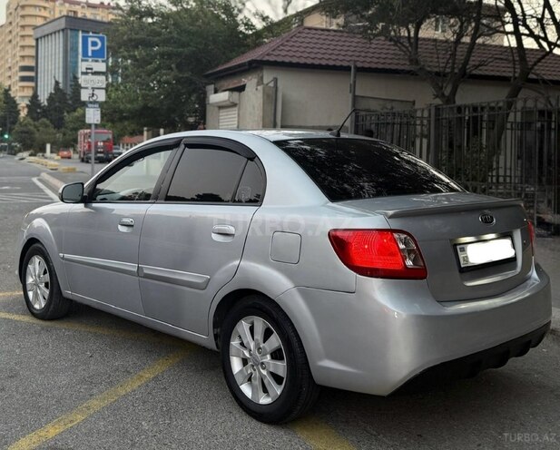 Kia Rio 2010, 216,000 km - 1.4 l - Bakı