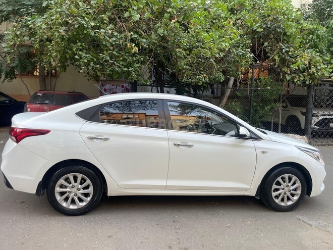 Hyundai Accent 2018, 158,000 km - 1.6 л - Bakı