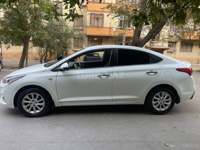 Hyundai Accent 2018, 158,000 km - 1.6 л - Bakı