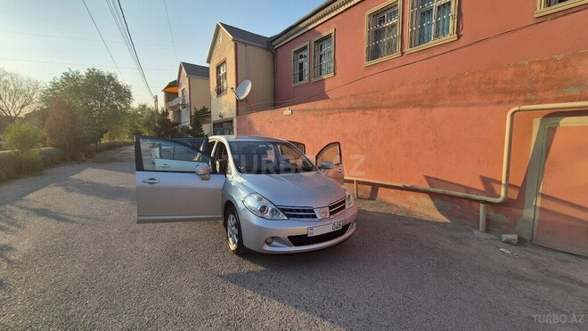 Nissan Tiida 2011, 201,000 km - 1.5 l - Bakı