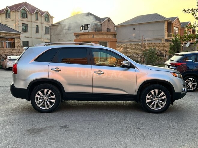 Kia Sorento 2011, 207,000 km - 2.0 l - Bakı