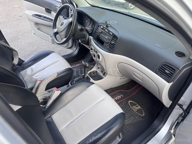 Hyundai Accent 2010, 210,000 km - 1.5 l - Bakı