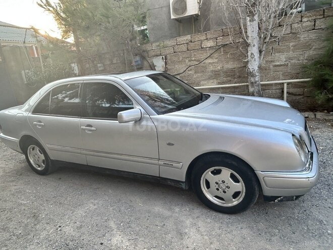 Mercedes E 220 1998, 535,785 km - 2.2 l - Bakı