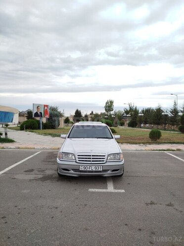 Mercedes C 230 1999, 442,570 km - 2.3 l - Saatlı