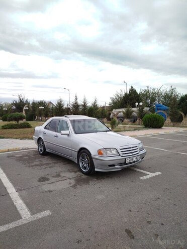 Mercedes C 230 1999, 442,570 km - 2.3 l - Saatlı