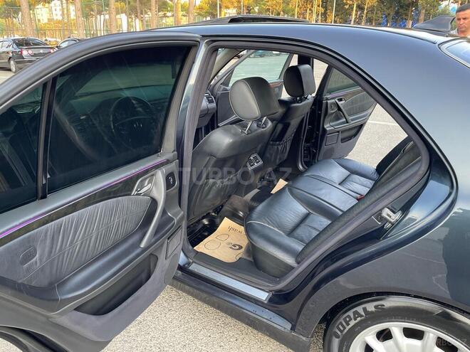 Mercedes E 270 2000, 284,123 km - 2.7 l - Sumqayıt