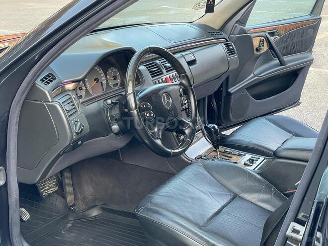 Mercedes E 270 2000, 284,123 km - 2.7 l - Sumqayıt