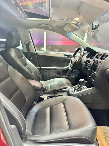 Volkswagen Jetta 2017, 134,568 km - 1.6 l - Sumqayıt