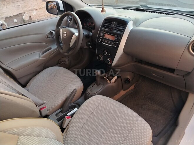 Nissan Sunny 2014, 289,563 km - 1.5 l - Bakı