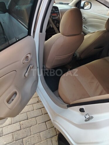 Nissan Sunny 2014, 289,563 km - 1.5 l - Bakı