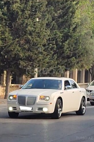 Chrysler 300C 2005, 214,580 km - 5.7 l - Bakı