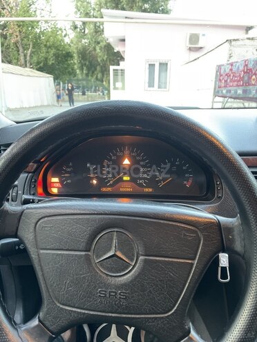 Mercedes E 240 1998, 500,000 km - 2.4 l - Bakı