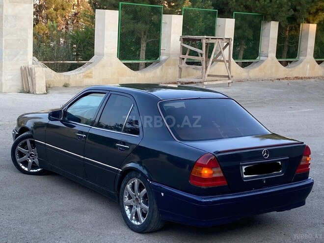 Mercedes C 220 1994, 240,481 km - 2.2 л - Bərdə