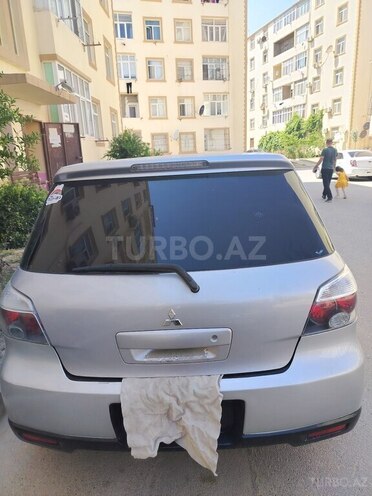 Mitsubishi Airtrek 2004, 300,000 km - 2.0 л - Bakı