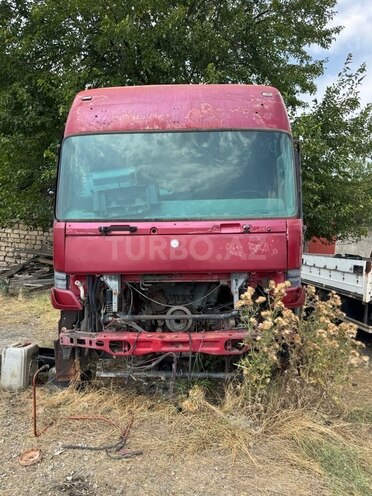 Mercedes Actros 1840 1998, 400,000 km - 12.0 l - Ağstafa
