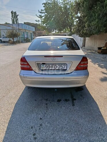 Mercedes C 200 2001, 269,567 km - 2.0 l - Bakı