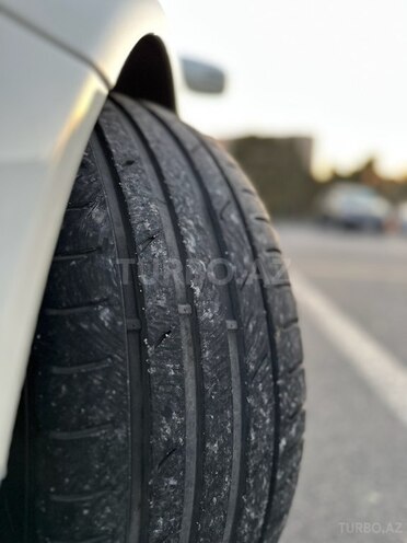 Mercedes E 280 4MATIC 2007, 272,000 km - 3.0 l - Bakı