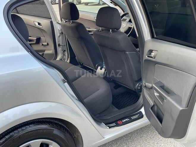 Opel Astra 2009, 214,327 km - 1.4 l - Sumqayıt