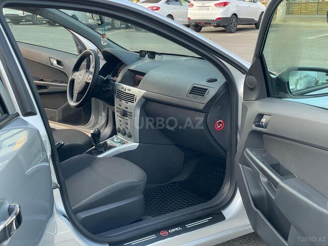 Opel Astra 2009, 214,327 km - 1.4 l - Sumqayıt