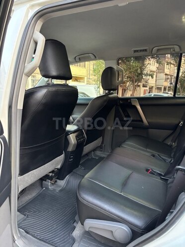 Toyota Land Cruiser Prado 2012, 220,000 km - 2.7 l - Bakı