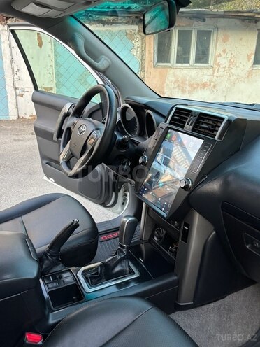 Toyota Land Cruiser Prado 2012, 220,000 km - 2.7 l - Bakı