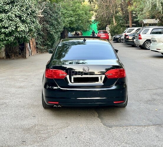 Volkswagen Jetta 2014, 201,212 km - 1.8 l - Bakı