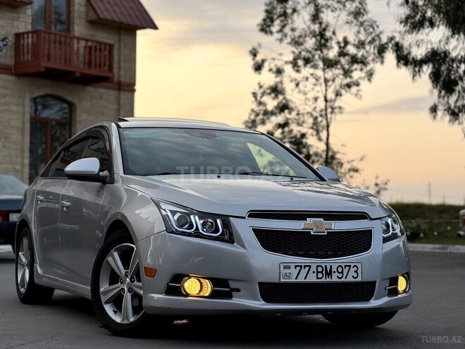 Chevrolet Cruze 2013, 386,000 km - 1.4 l - Yevlax