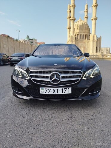 Mercedes E 220 2013, 275,800 km - 2.1 л - Bakı