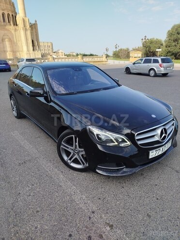 Mercedes E 220 2013, 275,800 km - 2.1 л - Bakı