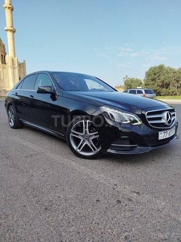 Mercedes E 220 2013, 275,800 km - 2.1 л - Bakı