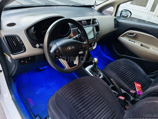 Kia Rio 2015, 153,000 km - 1.6 l - Bakı