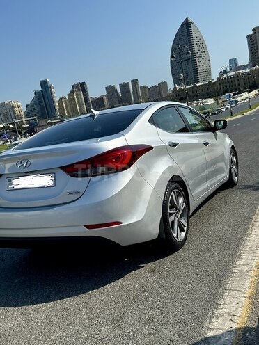Hyundai Elantra 2015, 124,375 km - 1.6 l - Bakı