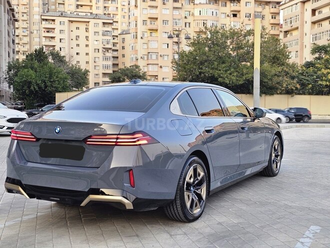 BMW i5 2024, 9,500 km - 0.0 l - Bakı