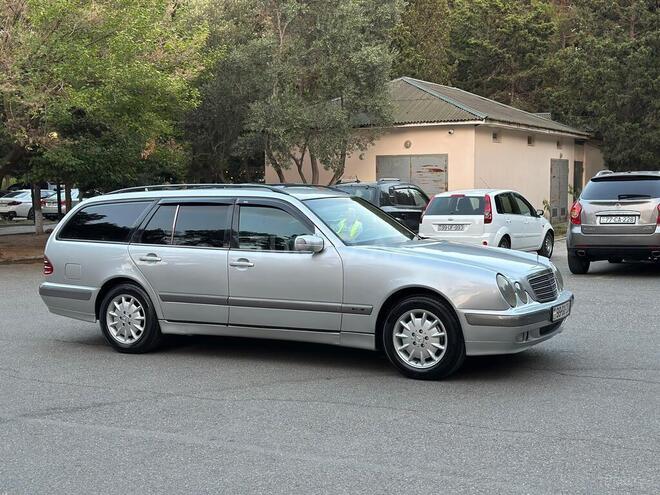 Mercedes E 220 2002, 321,000 km - 2.2 l - Sumqayıt