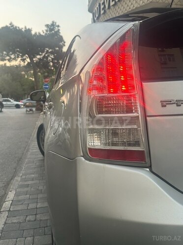 Toyota Prius 2011, 156,700 km - 1.8 l - Bakı