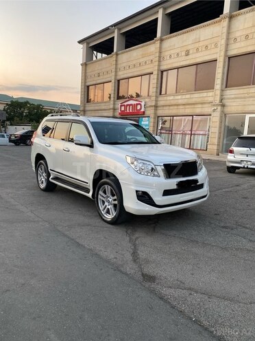 Toyota Land Cruiser Prado 2010, 239,000 km - 2.7 л - Bakı